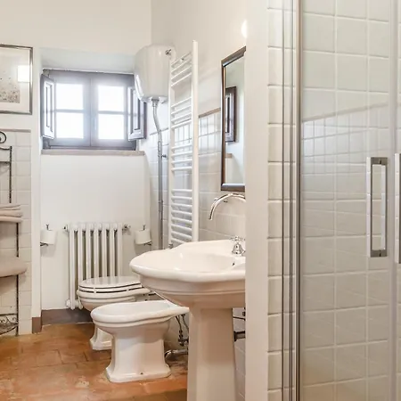 Διαμέρισμα Charming Close To With Garden And Pool *
